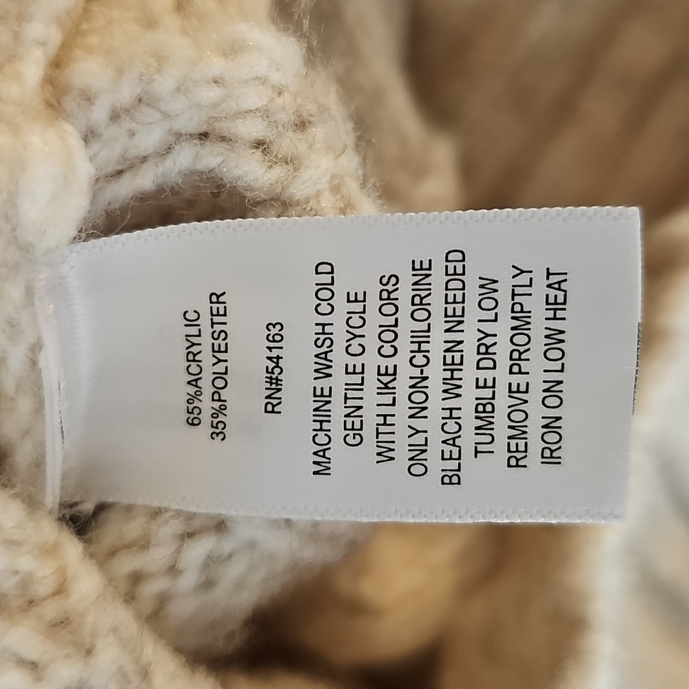 MARC NEW YORK SWEATER SIZE S - Picture 5 of 6
